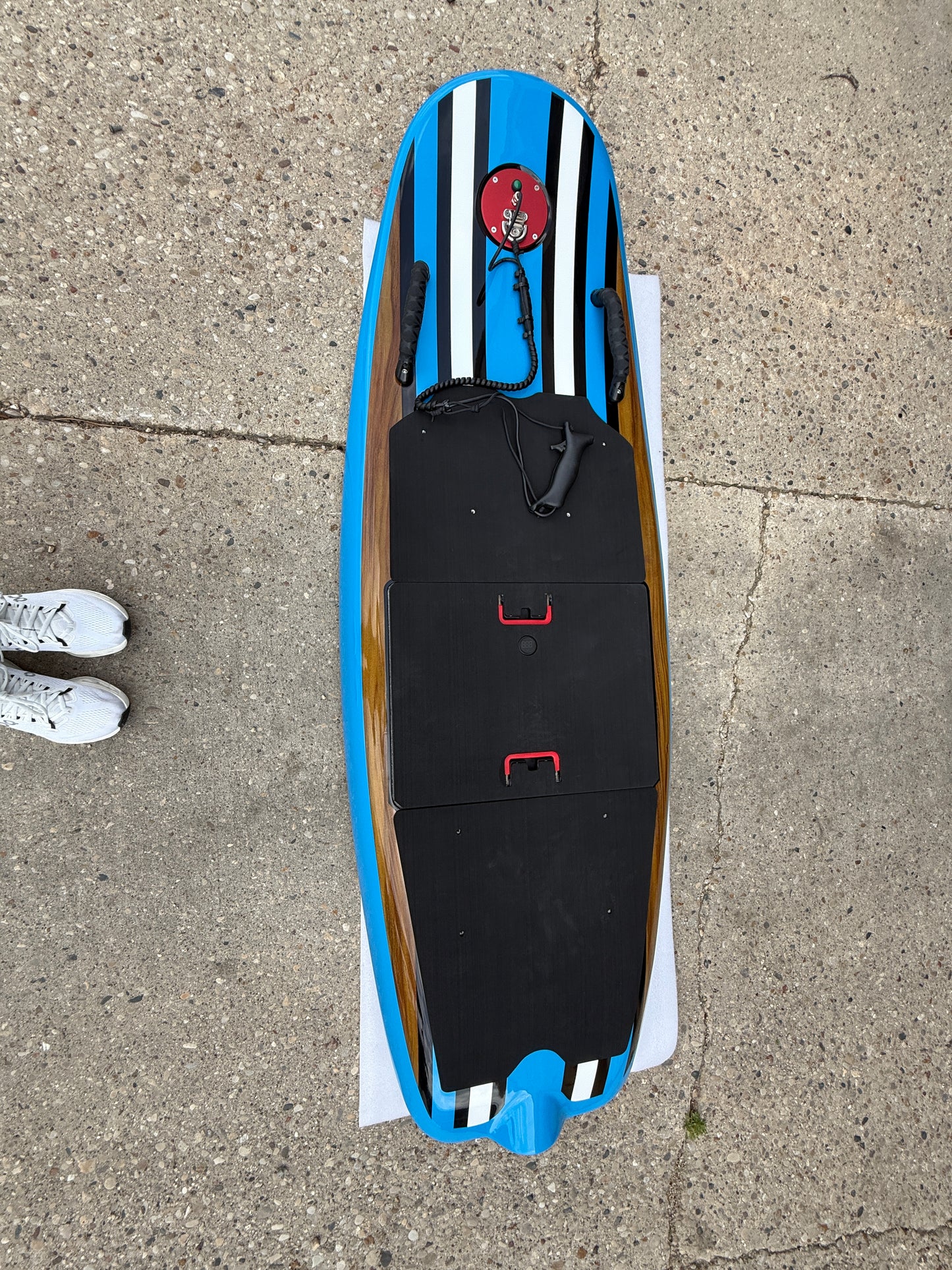 MAKE YOUR OWN WAVE: Electric Surf Board