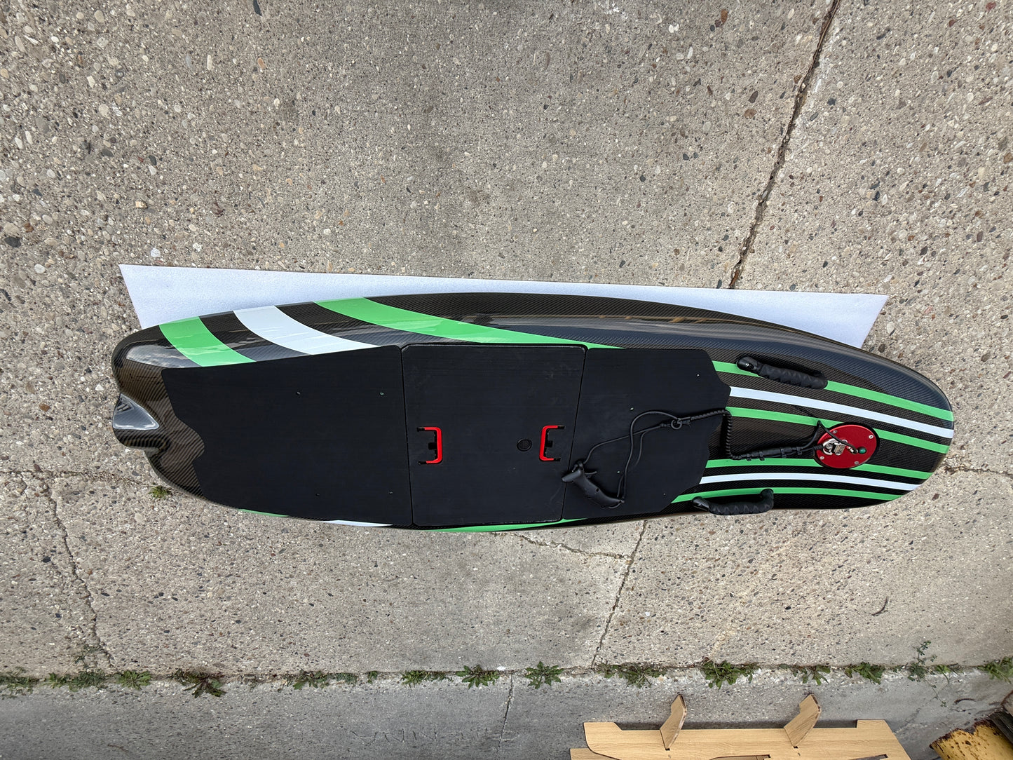 MAKE YOUR OWN WAVE: Electric Surf Board