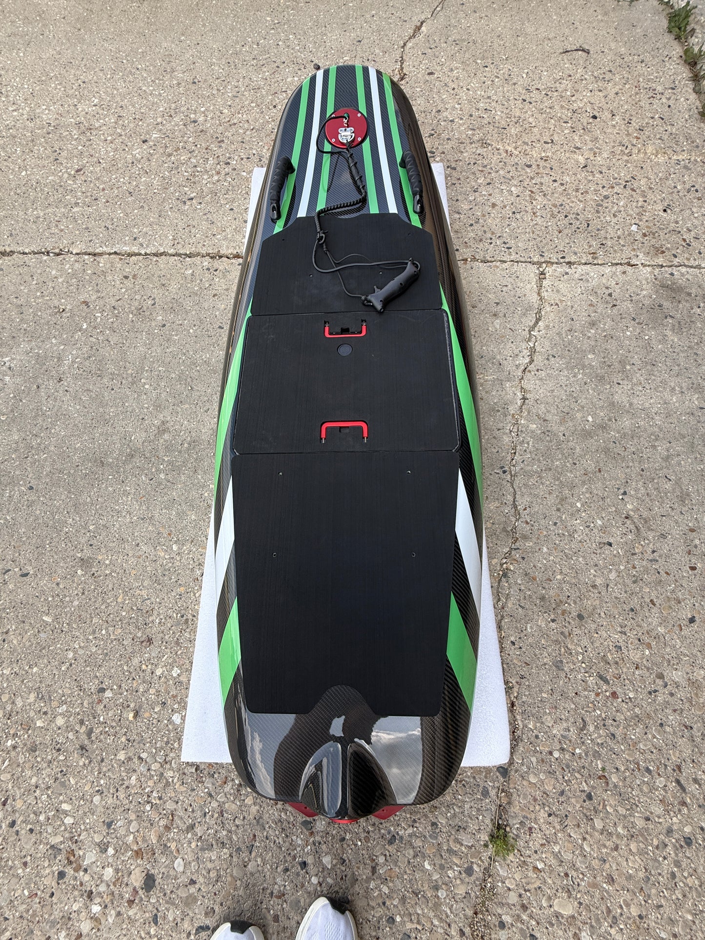 MAKE YOUR OWN WAVE: Electric Surf Board